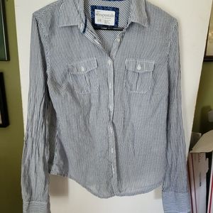 Aeropostale button-up navy stripe shirt